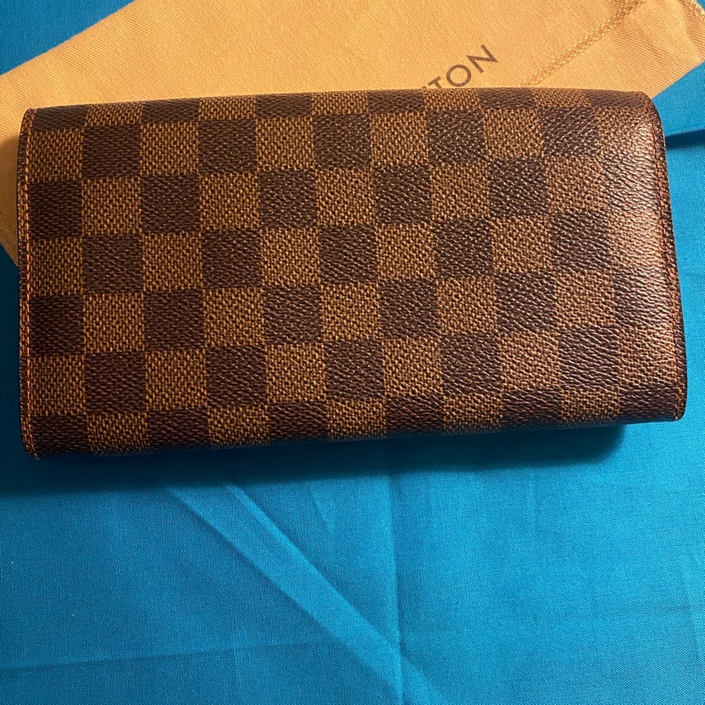 Louis Vuitton Damier Ebene Sarah Wallet with Dust Bag Authentic - Picture 4 of 11